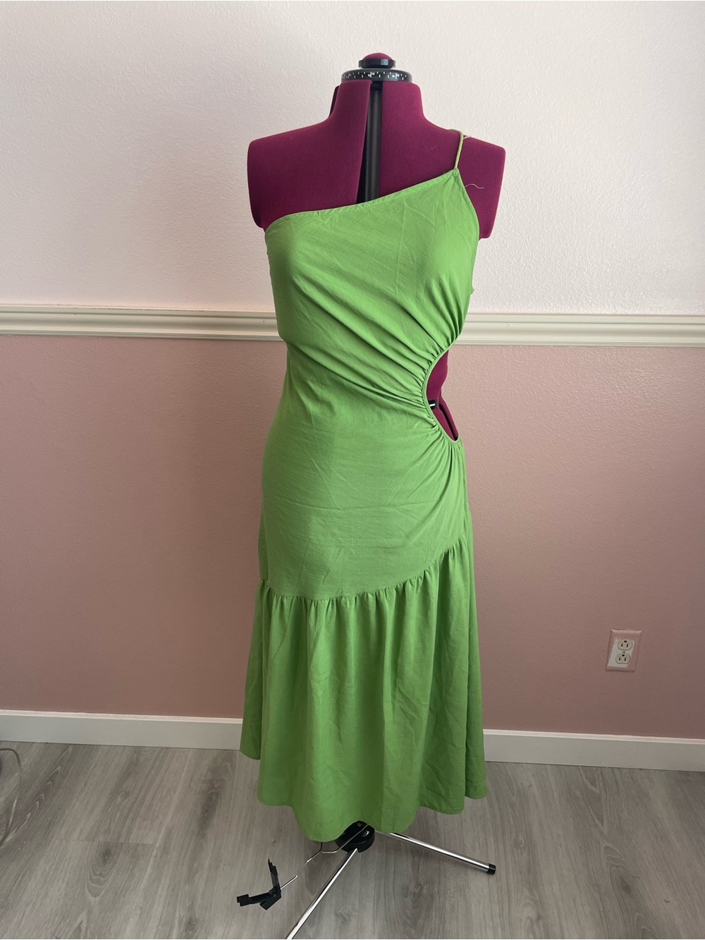 SHEIN Lime Green One-Shoulder Cutout Midi Dress